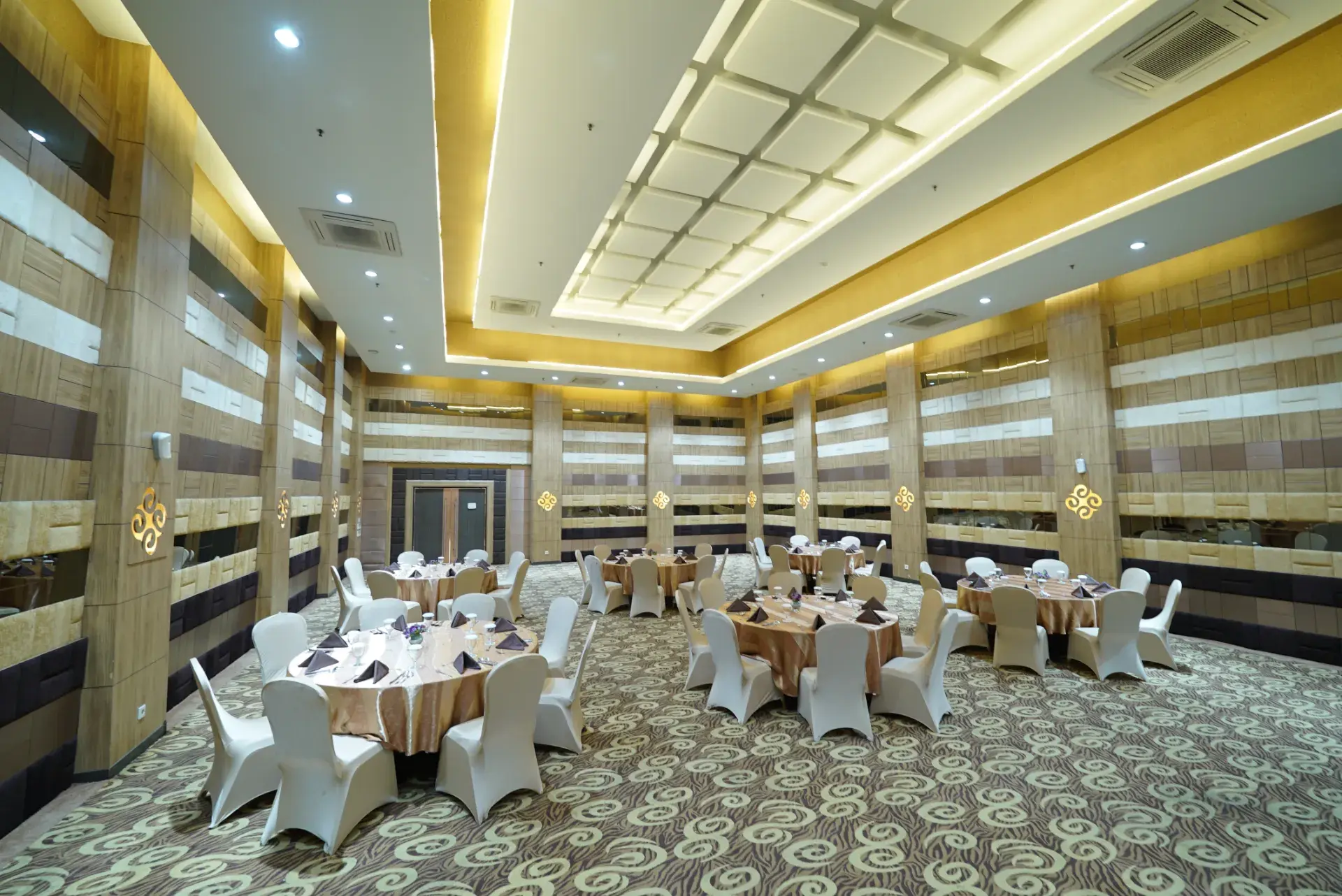 Silver Wedding at Grand Tjokro Jakarta