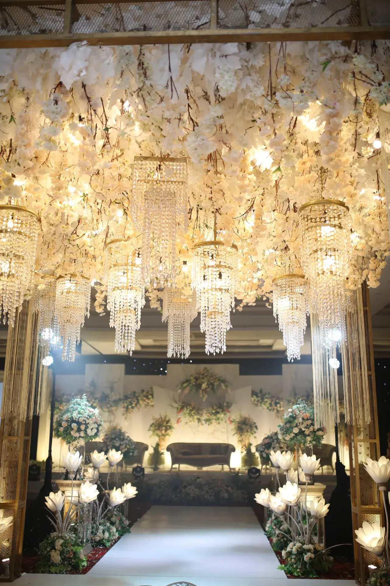 Rose Wedding at Grand Tjokro Balikpapan