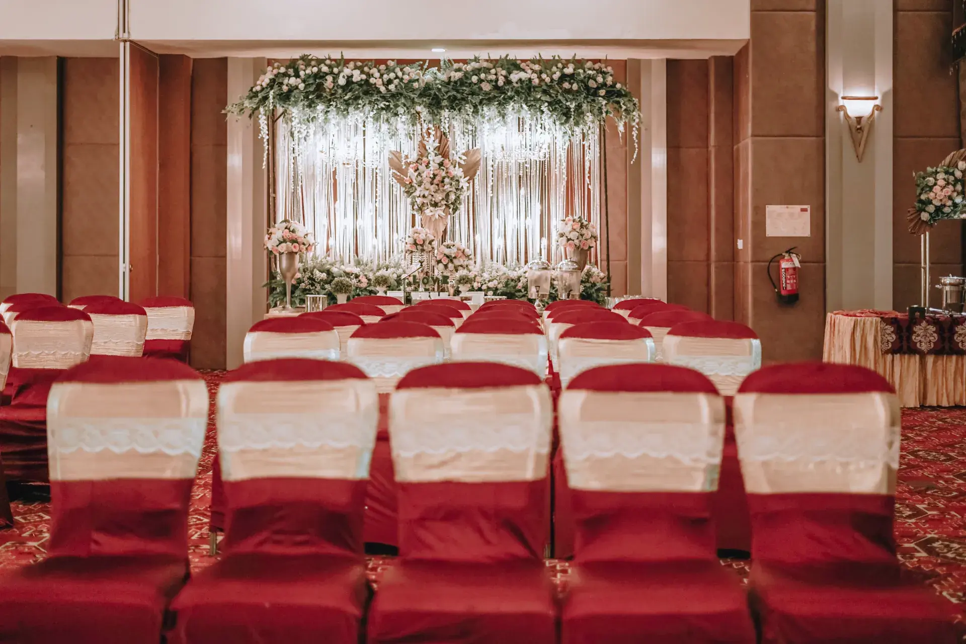 Rose Wedding at Grand Tjokro Balikpapan
